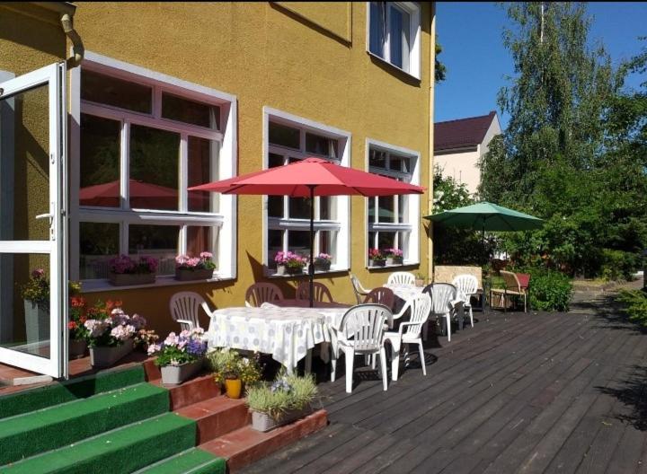 Villa Kunterbunt Willa Smiesznotka ปุกสค์ ภายนอก รูปภาพ