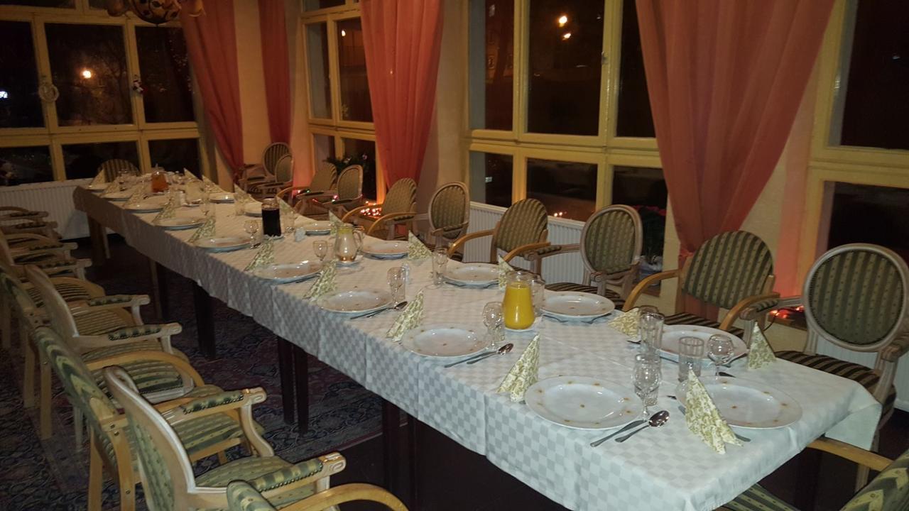 Villa Kunterbunt Willa Smiesznotka ปุกสค์ ภายนอก รูปภาพ